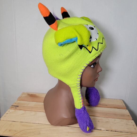 Flipeez Kids Green Monster Beanie w/ Flipping Hands - Picture 5 of 7